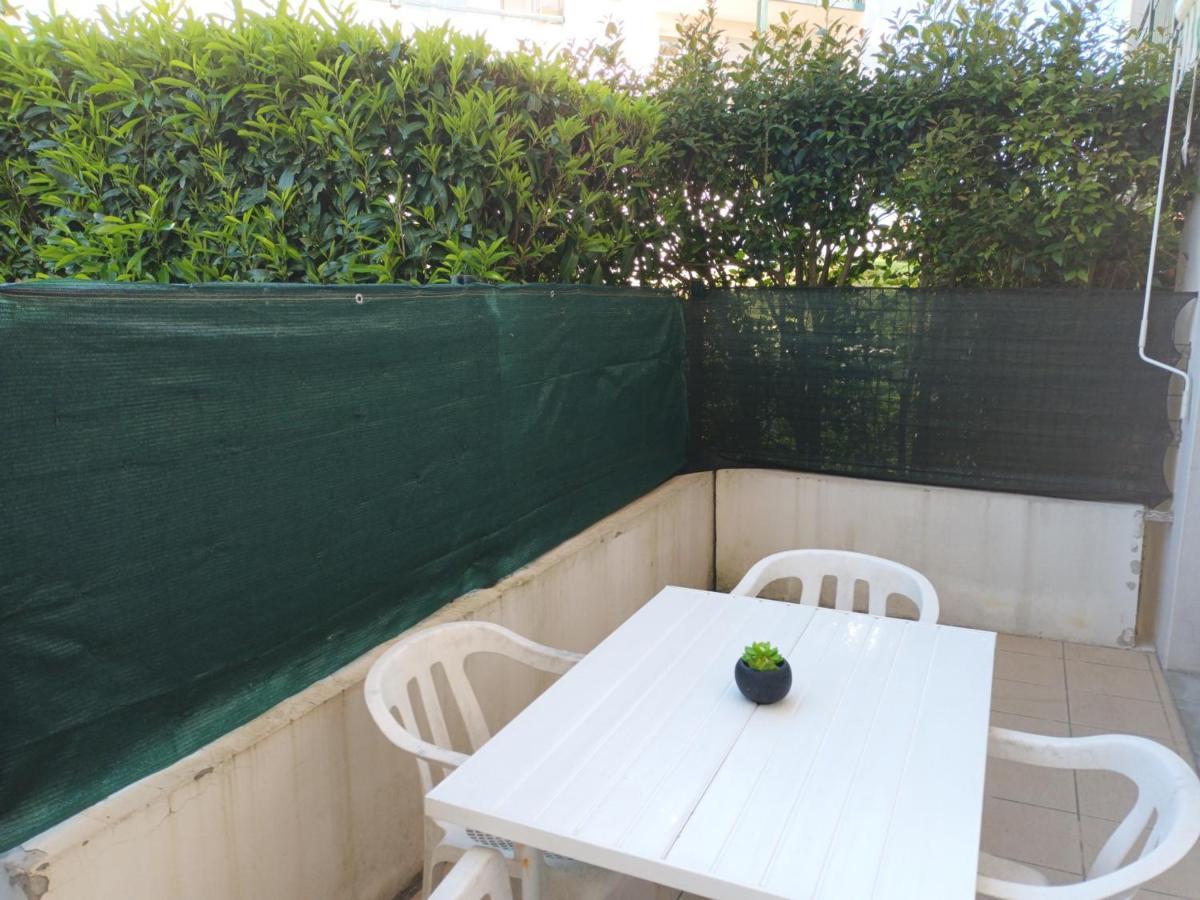 Calme T2 Avec Terrasse A Hendaye, Proche Plage - Fr-1-239-780 Kültér fotó